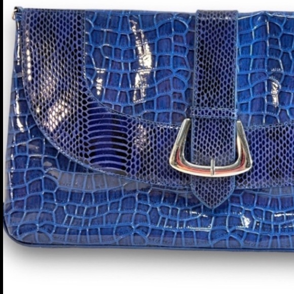 WHITEHOUSEBLACKMARKET Vintage Cobalt Blue Croc Embossed Envelope Clutch - Picture 6 of 9